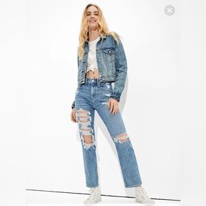 AE Stretch Highest Waist '90s Boyfriend Jean destroyed light wash sz 12